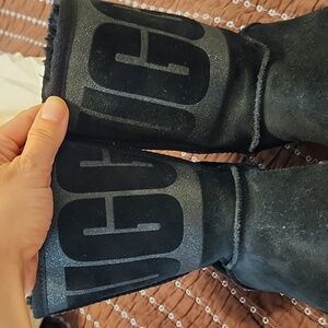 UGG boots black